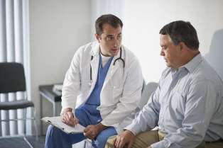 Patients consult their doctor with complications after surgery